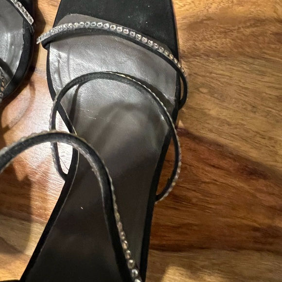 Vera Wang crystal leather heeled sandals size 9 - Picture 2 of 8